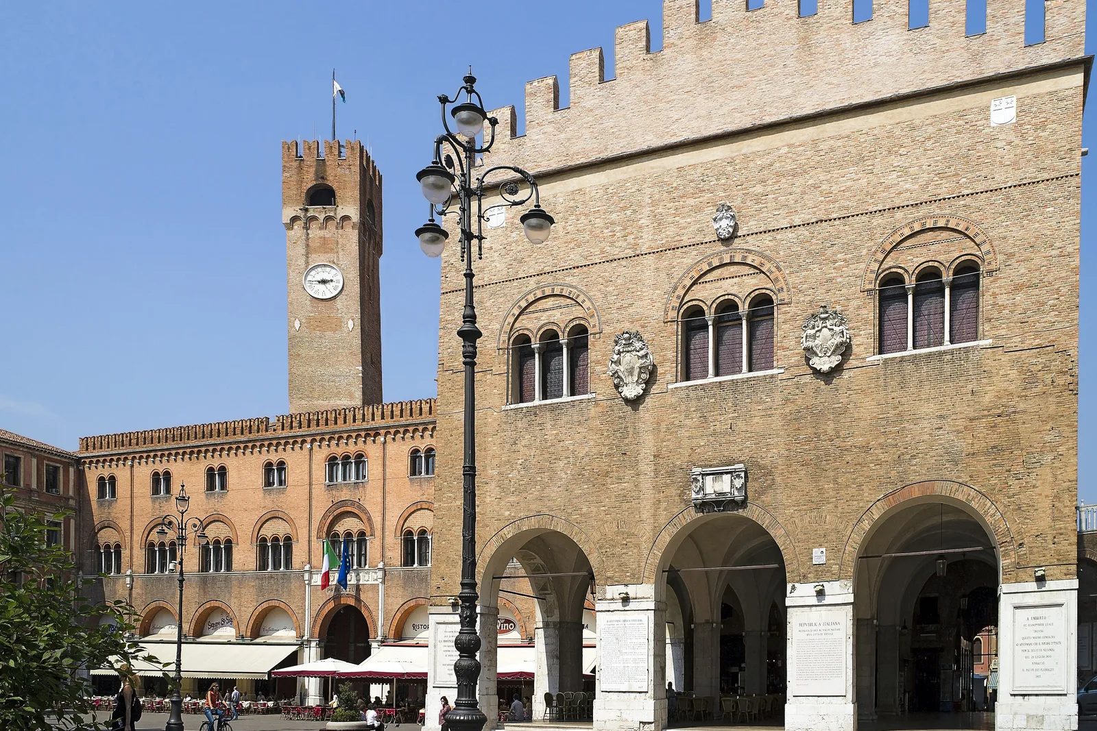 Treviso, città d'acqua del Veneto — transfer privato dall'aeroporto di Treviso Canova (TSF)